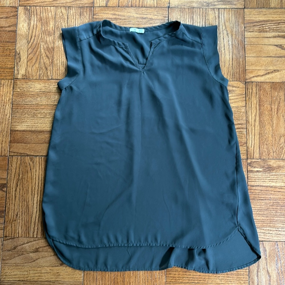 Pleione Dark Green Sleeveless Blouse